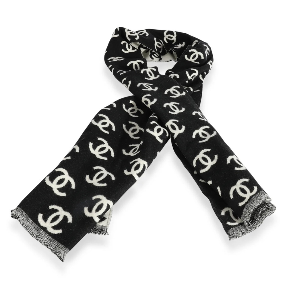 Chanel Black & White CC Logo Wool Blend Scarf